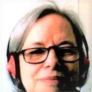 traduttrice e interprete impartisce lezioni di inglese, francese e spagnolo